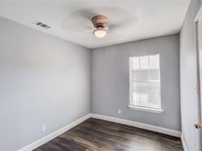 1809  Birdell Street , Fort Worth Texas 76105