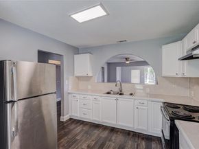 1809  Birdell Street , Fort Worth Texas 76105