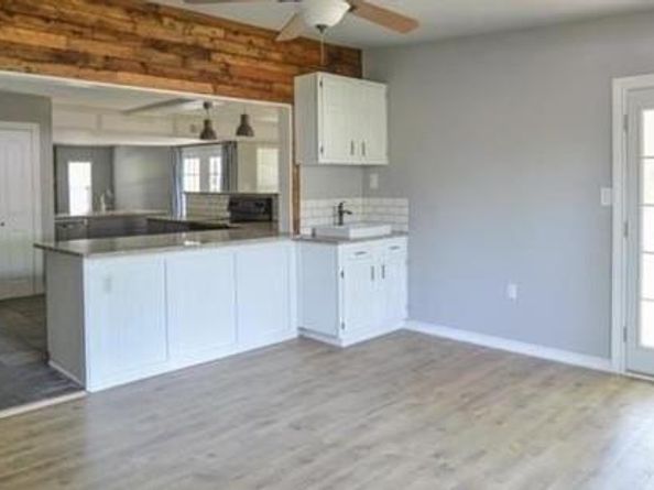 2405  Choctaw Drive , Plano Texas 75093