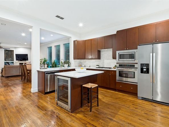 1442  Pecos Street , Dallas Texas 75204