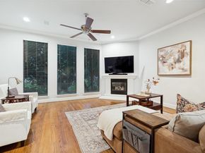 1442  Pecos Street , Dallas Texas 75204