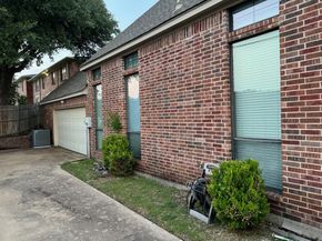 4900  Ridglea Hills Court , Fort Worth Texas 76116
