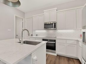 7539  Edgeware Road , Dallas Texas 75228