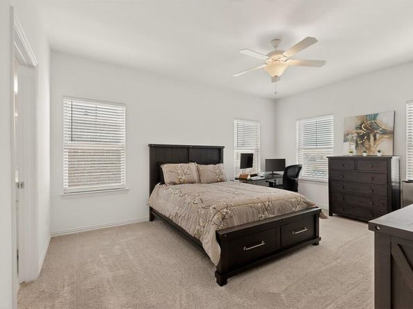 7539  Edgeware Road , Dallas Texas 75228