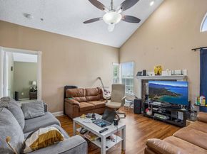 9404  Penny Lane , Irving Texas 75063