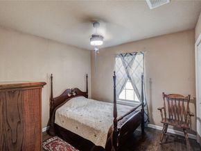 104  Richard Lane , Azle Texas 76020