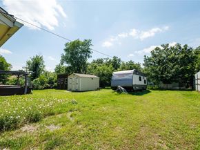 104  Richard Lane , Azle Texas 76020