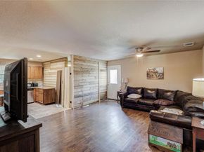 104  Richard Lane , Azle Texas 76020