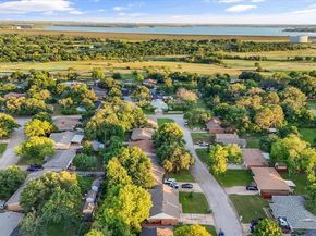 1217  Park Center Street , Benbrook Texas 76126