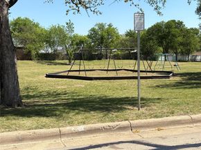 6720  Trailwood Drive , Forest Hill Texas 76140