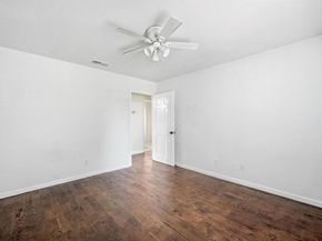 2705  Timberleaf Drive , Carrollton Texas 75006
