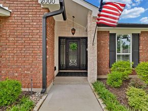2000  Lavaca  , Carrollton Texas 75010