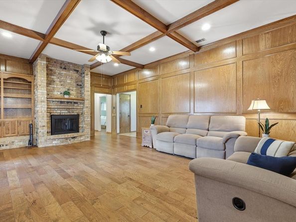 2509  Radcliffe Drive , Arlington Texas 76012