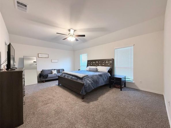 11008  Summer Rain Boulevard , Aubrey Texas 76227