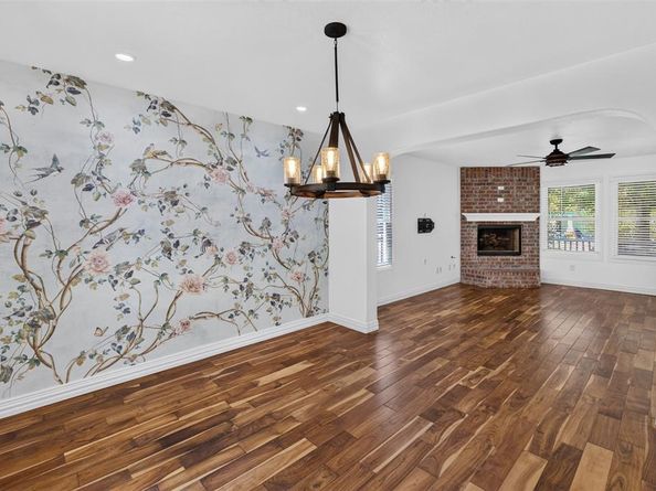 2205  College Avenue , Fort Worth Texas 76110