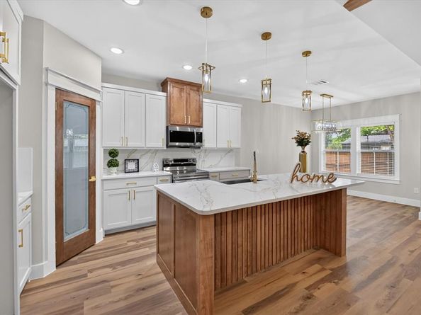 5005  Shackleford Street , Fort Worth Texas 76119