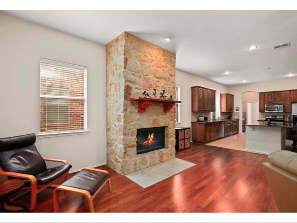 6939  Chackbay Lane , Dallas Texas 75227