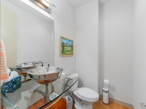 734  Cannen John Lane , Dallas Texas 75204