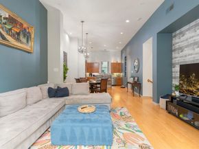 734  Cannen John Lane , Dallas Texas 75204