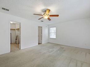 903  Hems Lane , Arlington Texas 76001