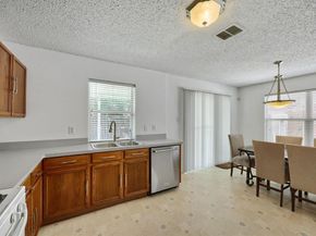 903  Hems Lane , Arlington Texas 76001