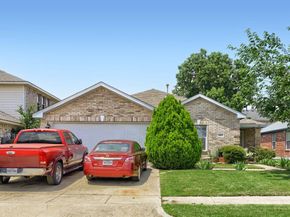 903  Hems Lane , Arlington Texas 76001