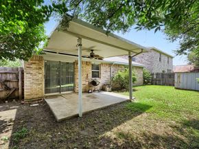 903  Hems Lane , Arlington Texas 76001
