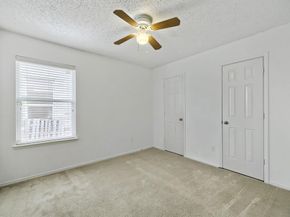 903  Hems Lane , Arlington Texas 76001