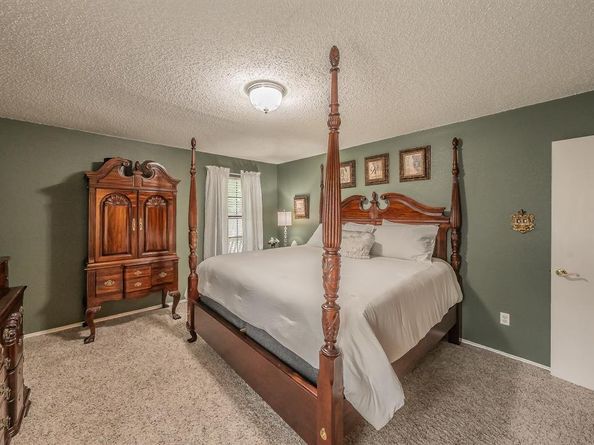 536 N Briery Road , Irving Texas 75061