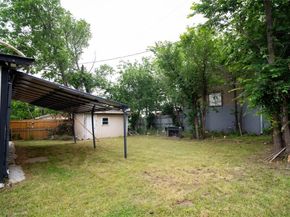 917 W Felix Street , Fort Worth Texas 76115