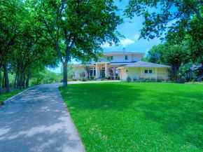 1132  Mallard Pointe Drive , Grand Prairie Texas 75104