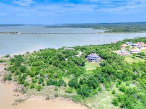 1132  Mallard Pointe Drive , Grand Prairie Texas 75104