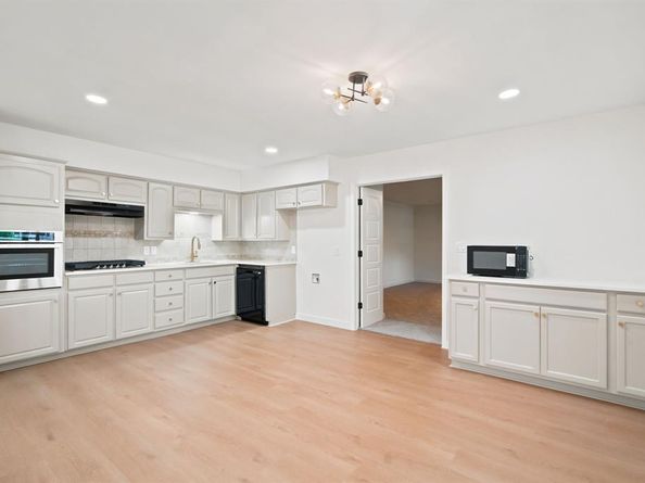 6632  Ellis Road , Fort Worth Texas 76112