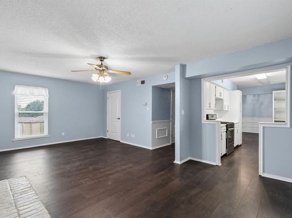 6032  Westridge Lane  212, Fort Worth Texas 76116
