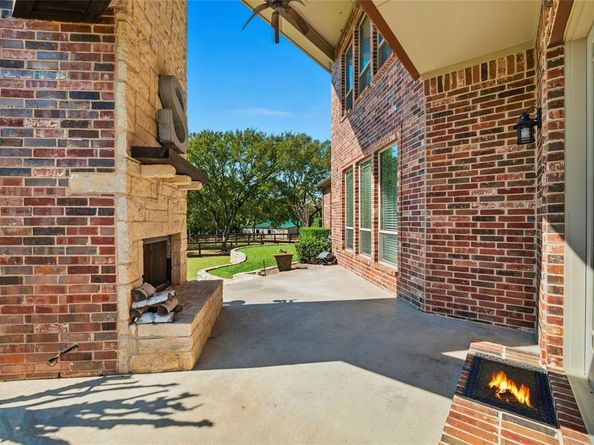 459  Lakeview Boulevard , Denton Texas 76208