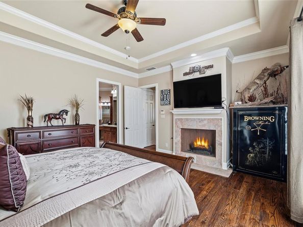 459  Lakeview Boulevard , Denton Texas 76208