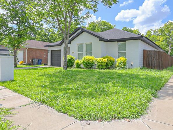 2255  Exeter Ave  , Dallas Texas 75216