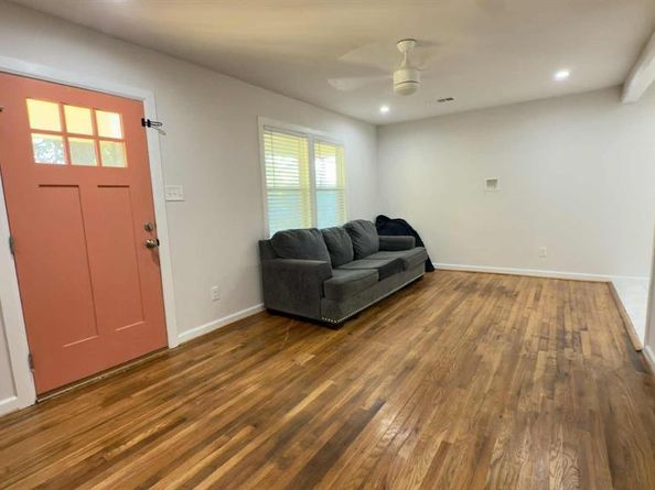 3815  Poinsettia Drive , Dallas Texas 75211