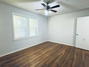 3815  Poinsettia Drive , Dallas Texas 75211