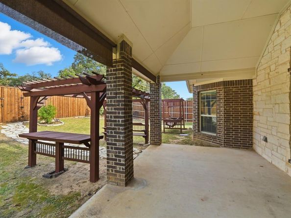 1604  Bonanza Lane , Corinth Texas 76208