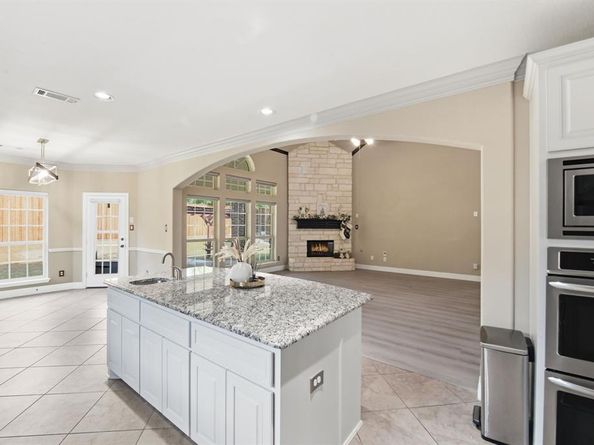 1604  Bonanza Lane , Corinth Texas 76208