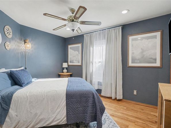 3809  Martha Lane , Rowlett Texas 75088