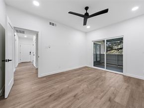 8601  Park Lane  121, Dallas Texas 75231