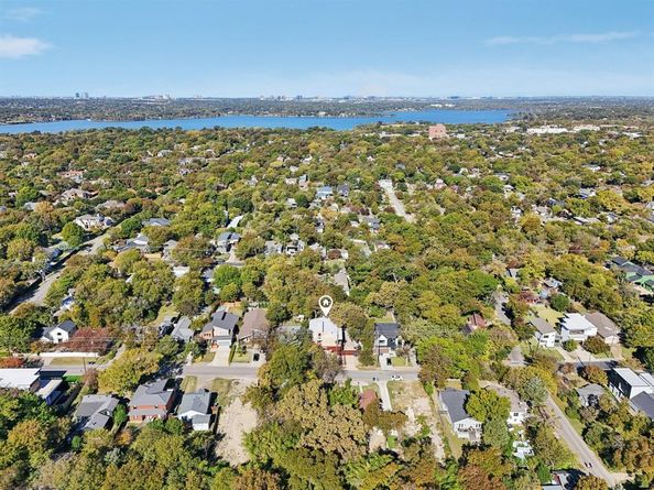 8635  San Leandro Drive , Dallas Texas 75218