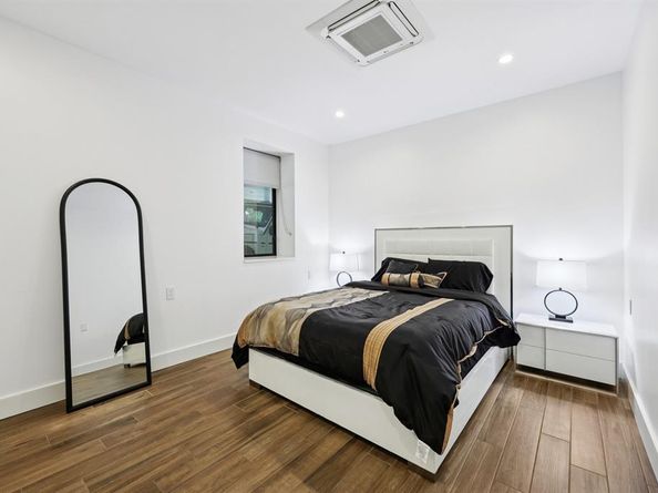 8635  San Leandro Drive , Dallas Texas 75218