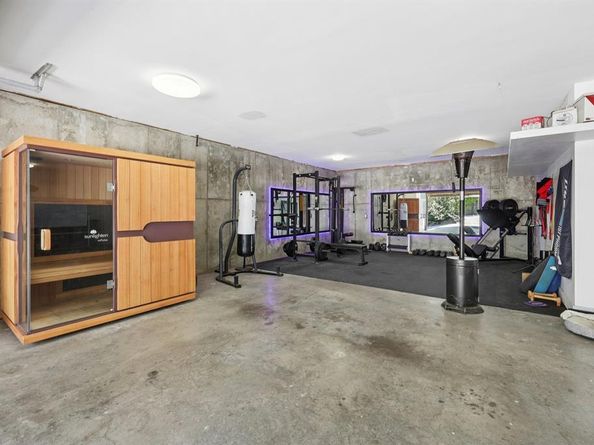 8635  San Leandro Drive , Dallas Texas 75218