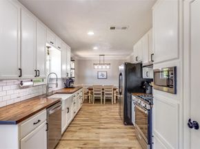 1308  John Reagan Street , Benbrook Texas 76126