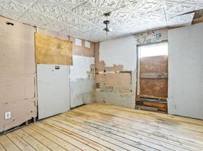 706 W Hendricks Street , Cedar Hill Texas 75104