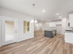 501  Pemberton Street , Fort Worth Texas 76108