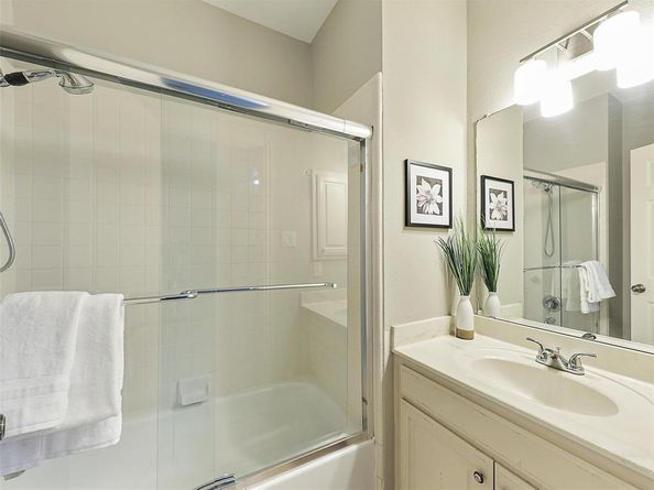 2673  April Sound Lane , Frisco Texas 75033